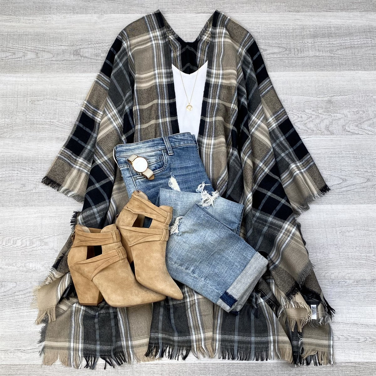 Alicia Lightweight Plaid Ruana- Green Plaid