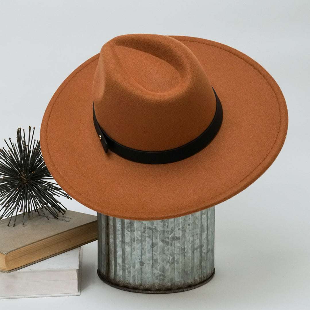 Classic Wide Brim Fedora Hat – Timeless Style with Solid Band Strap