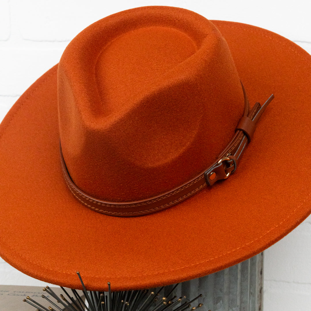 Jessie Flat Brim Buckle Hat