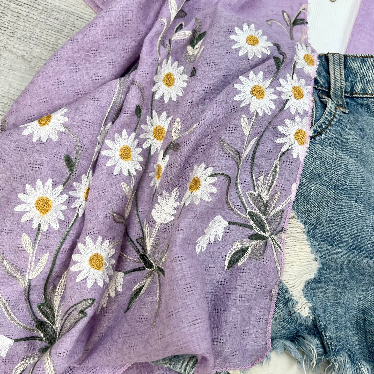 Daisy Embroidered Kimono