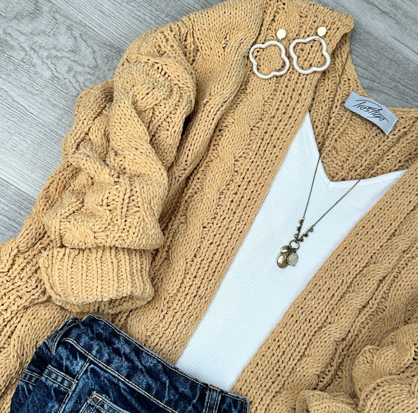 Susy Buttery Soft Cable knit Cardigan