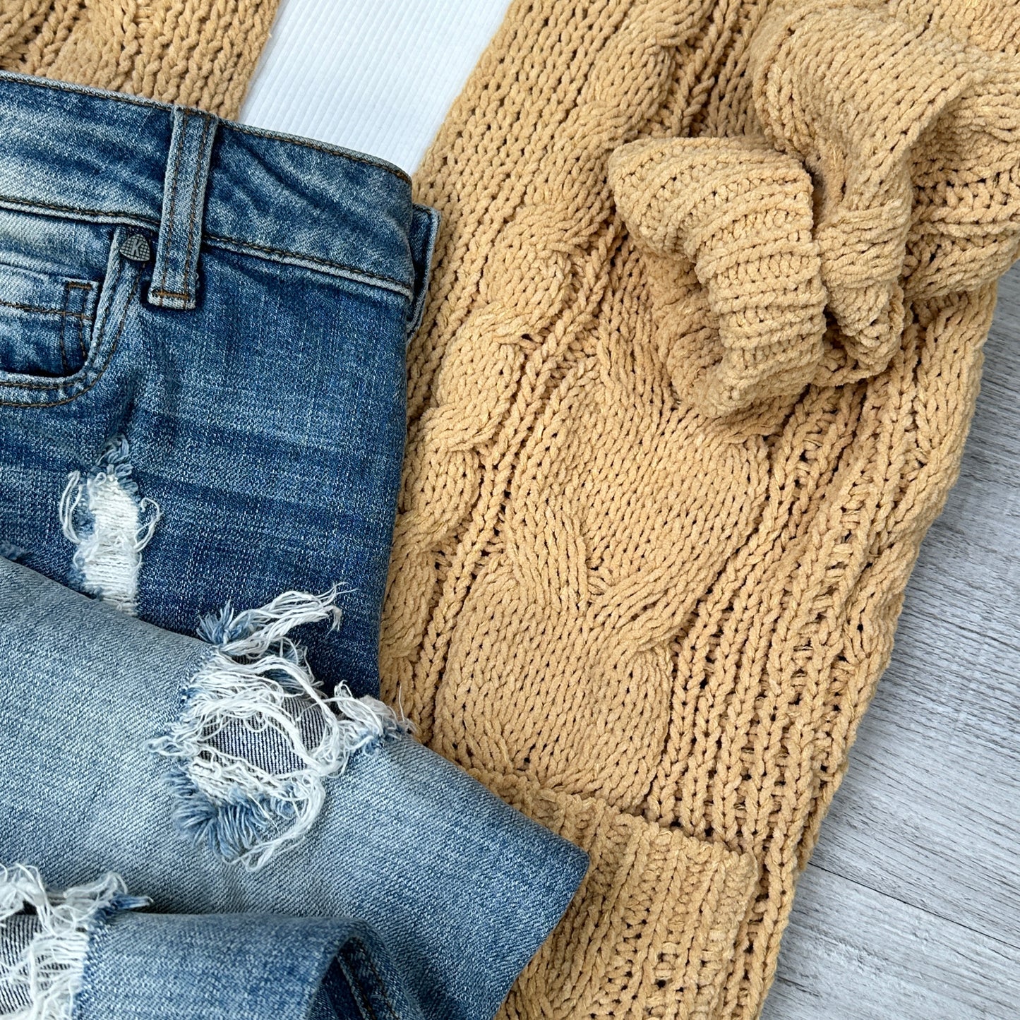 Susy Buttery Soft Cable knit Cardigan