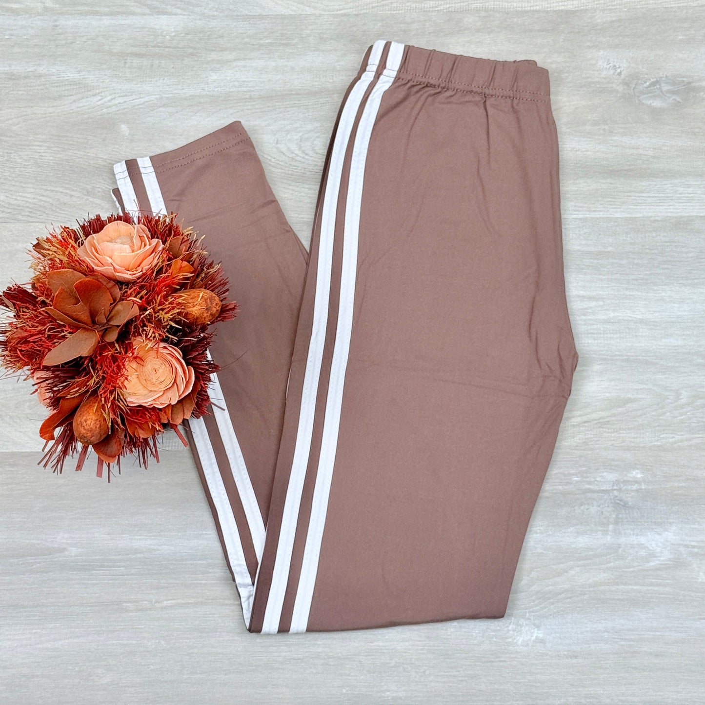 Relaxed 2 stripe butter soft leggings