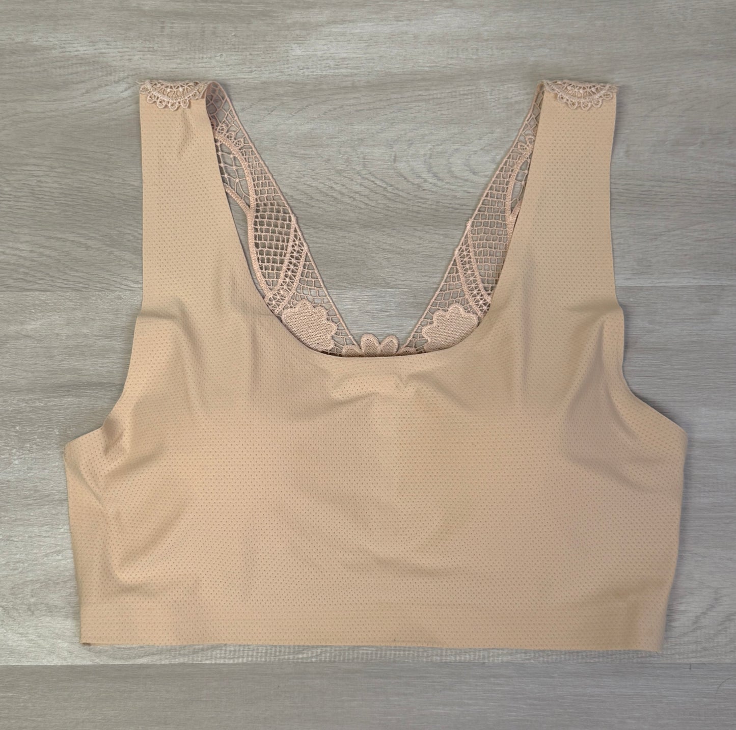 Lari Bralette