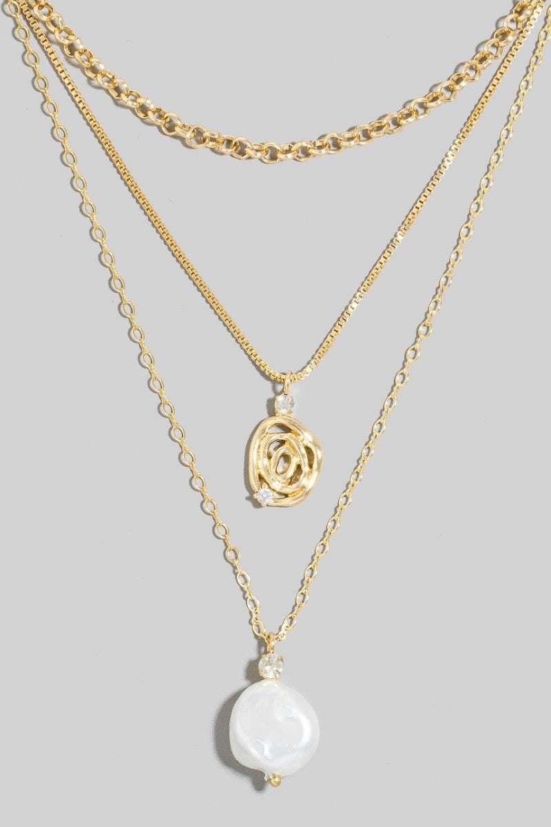 Pearl And Spiral Pendants Layered Necklace