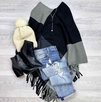Color Block Tasseled Poncho