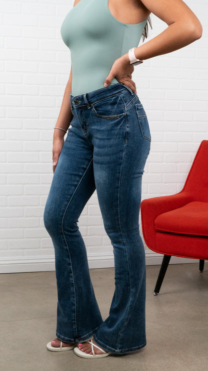 The sculpted Jeans
