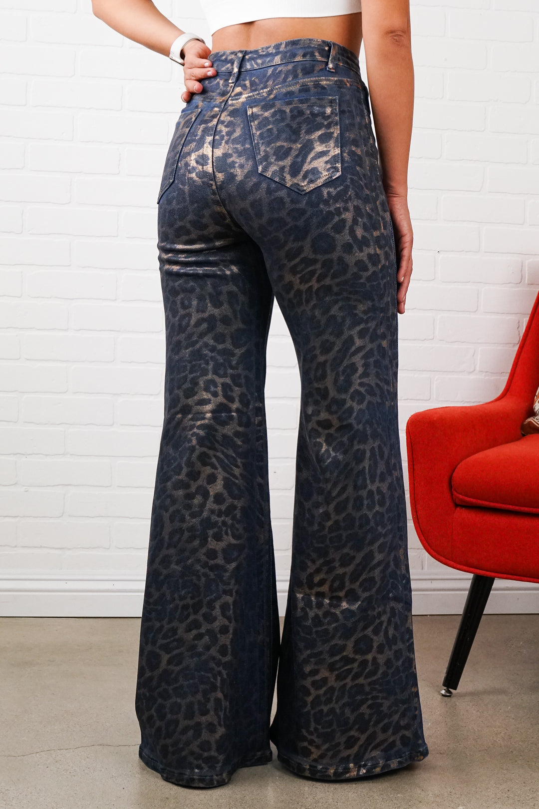 Kris Leopard Print Flare Jeans – High Waisted 70s Retro Style Bell Bottom Denim