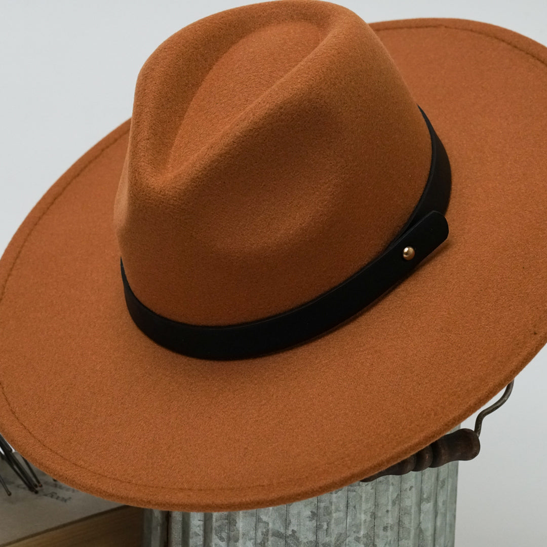 Classic Wide Brim Fedora Hat – Timeless Style with Solid Band Strap