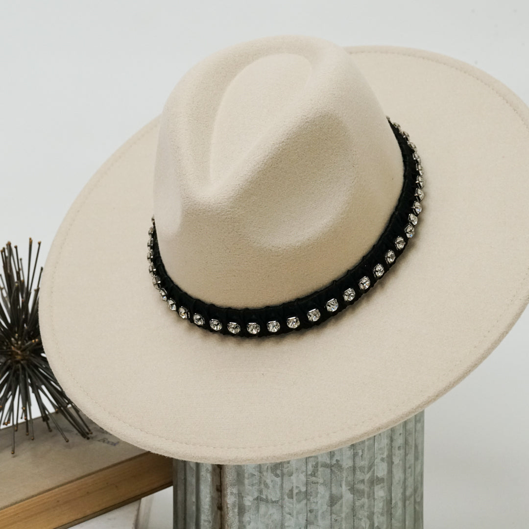 Effortless Style – Wide Brim Fedora Hat with Rhinestones Band