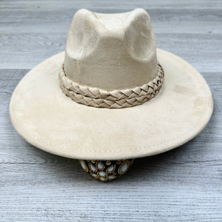 Monica Hat