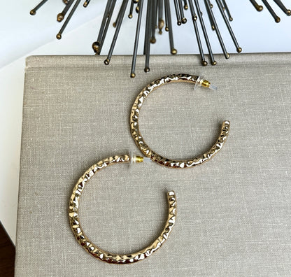 Anna Medium Hoops