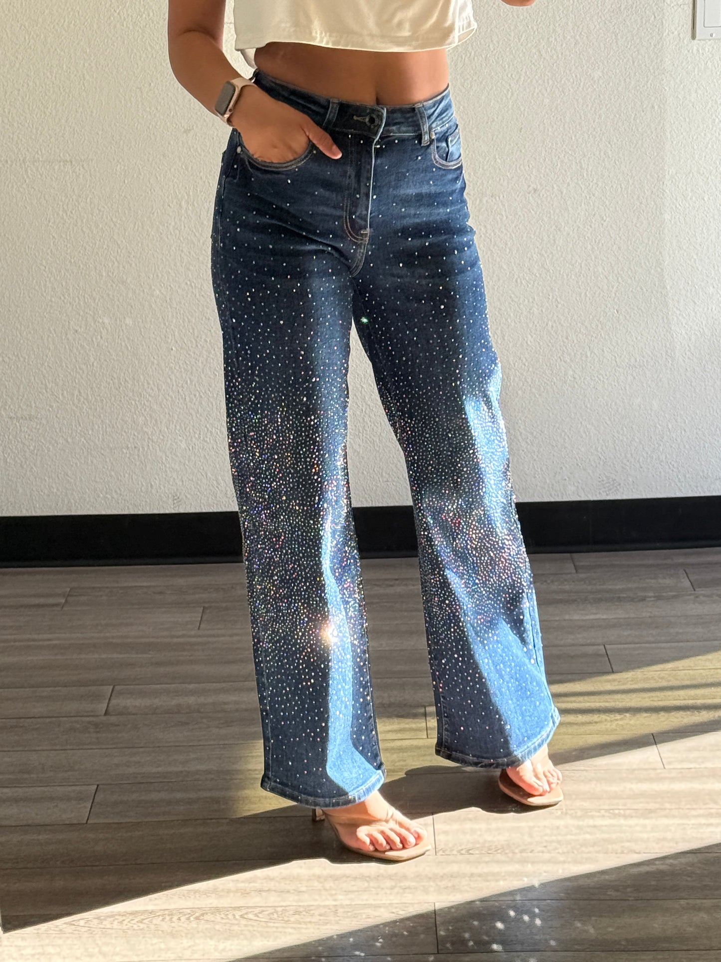Crystal High-Waisted Sparkle Jeans Must Have
