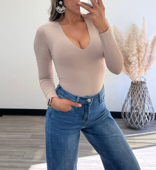 Sculpt Contour V-neck Longsleeve Bodysuit
